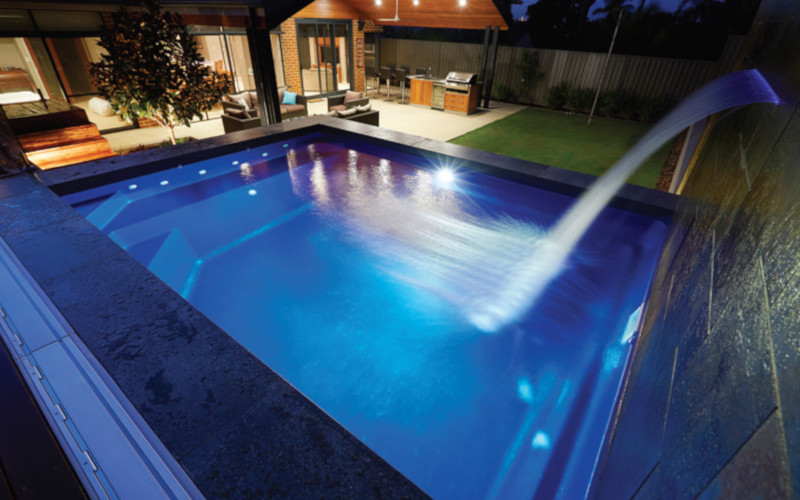 Luxe Life Pools - Plunge
